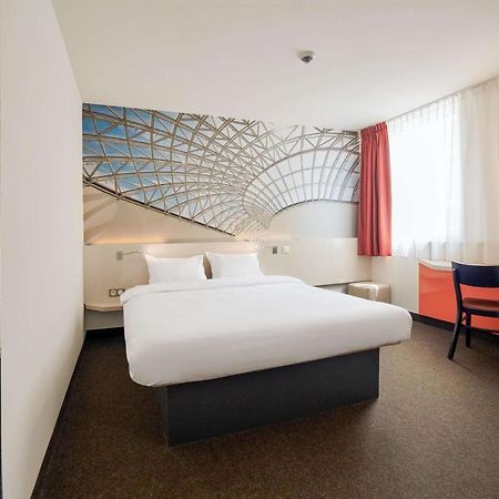 B&B Hotel Katowice Centrum Екстериор снимка